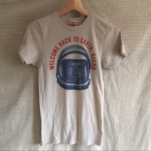 Homage John Glenn T Shirt XS